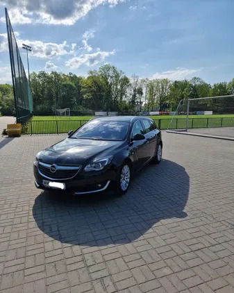 mazowieckie Opel Insignia cena 42500 przebieg: 215600, rok produkcji 2015 z Sulejówek